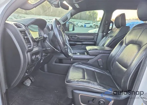 2020 Ram 1500 Limited z USA, uszkodzony, nr VIN 1C6SRFHT9LN254739